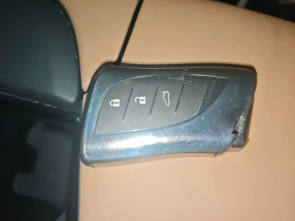 Lexus ES — миниатюра 9