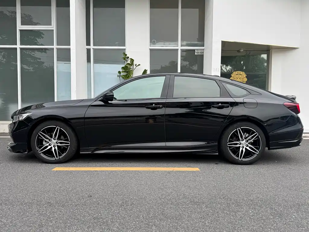 Honda Accord — миниатюра 5