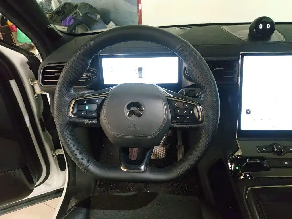 NIO EC6 — миниатюра 11