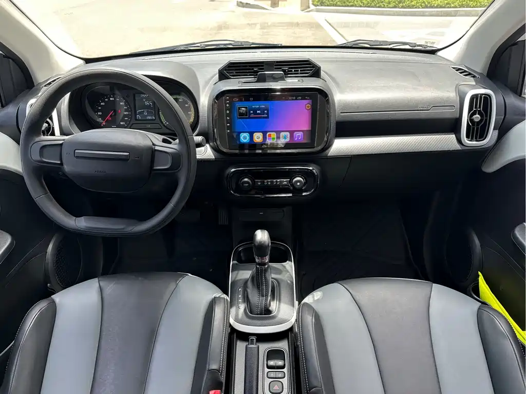 Roewe Clever — миниатюра 9