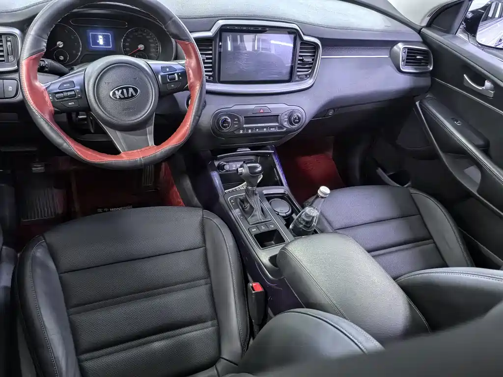 Kia Sorento — миниатюра 8