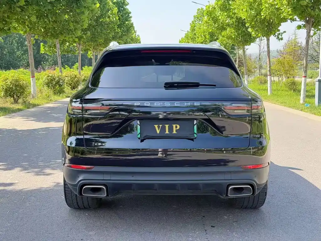Porsche Cayenne Hybrid — миниатюра 7