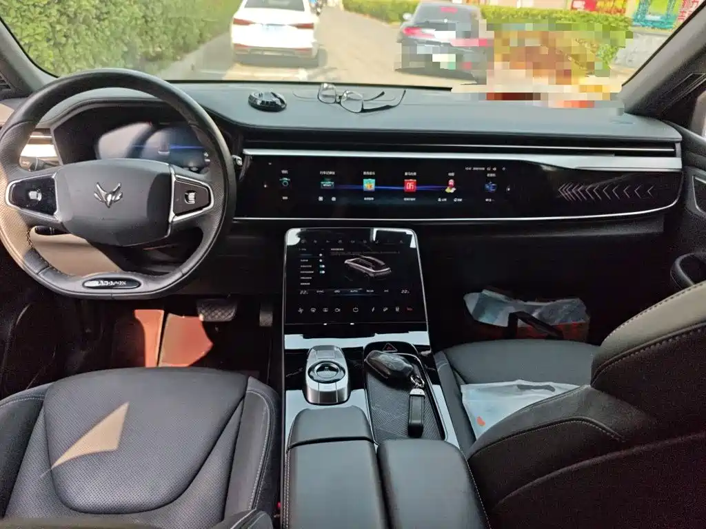 ARCFOX Alpha T — миниатюра 10