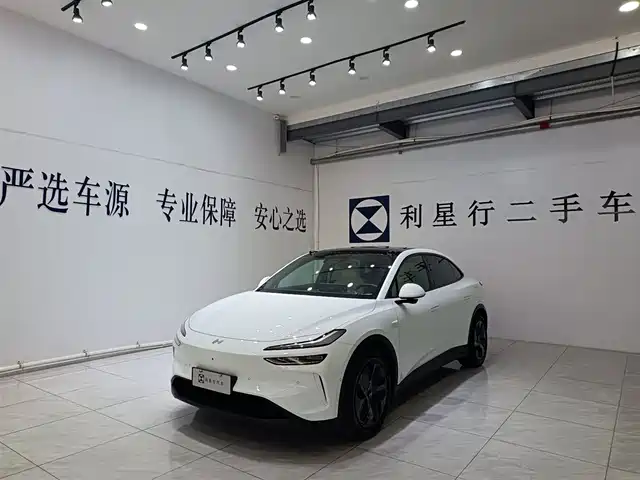 2025 Nio L60