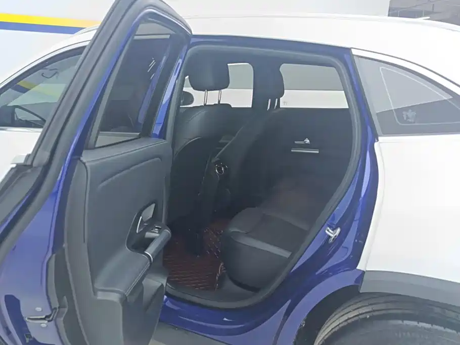 Mercedes-Benz GLA — миниатюра 11