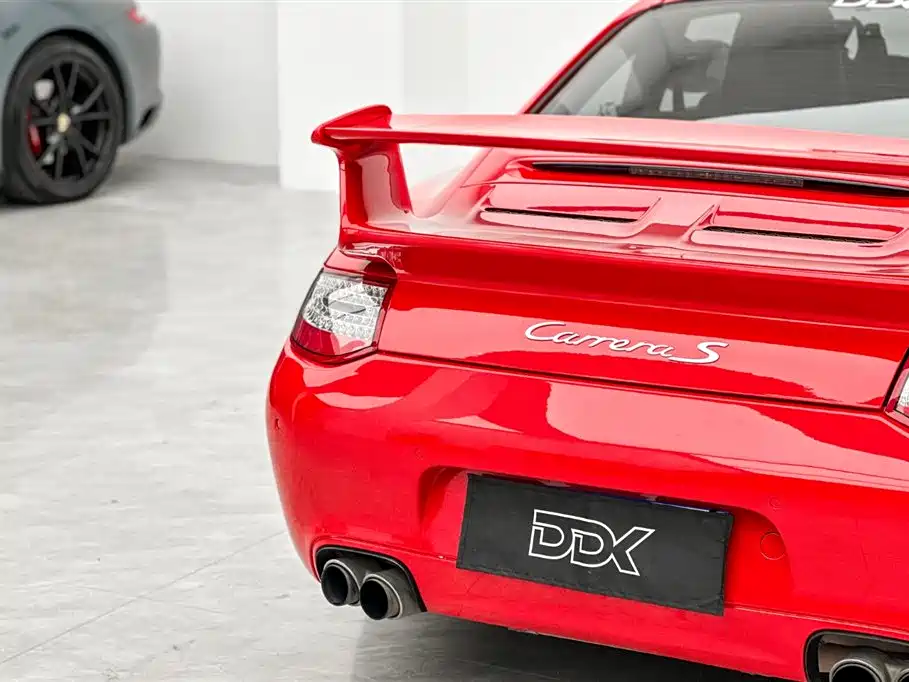 Porsche 911 2010 Carrera S 3.8L