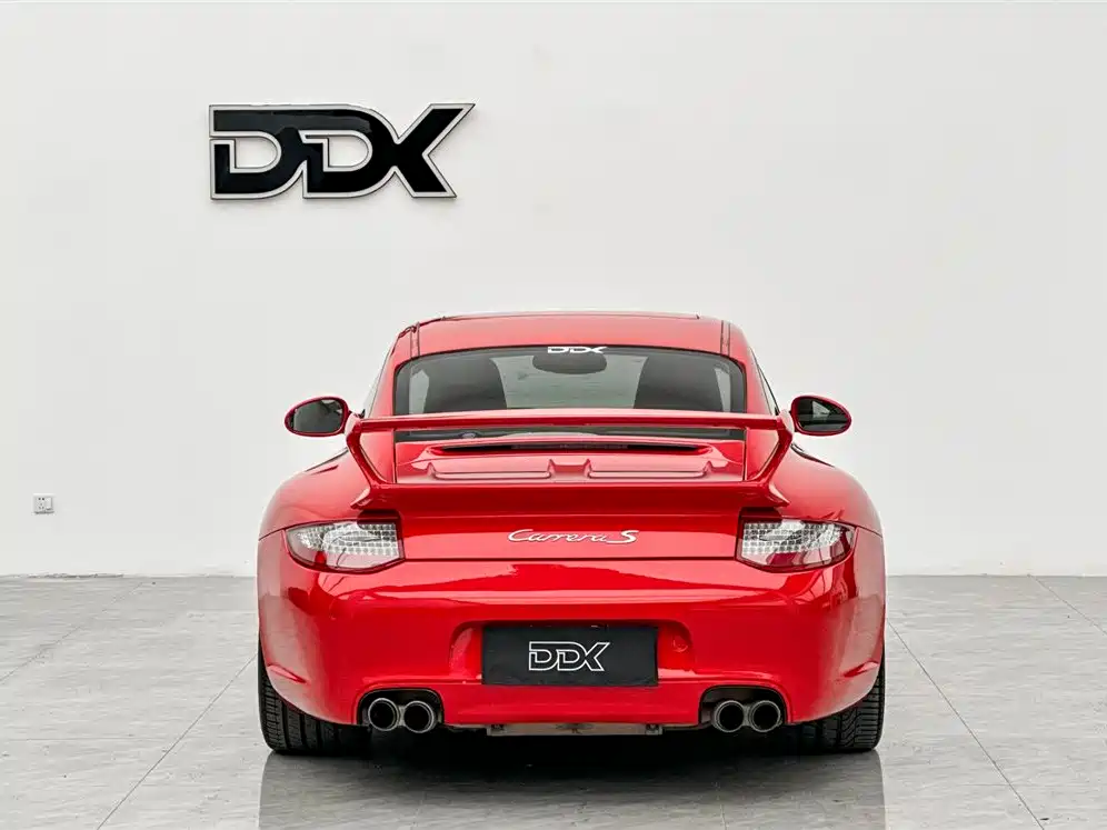 Porsche 911 2010 Carrera S 3.8L
