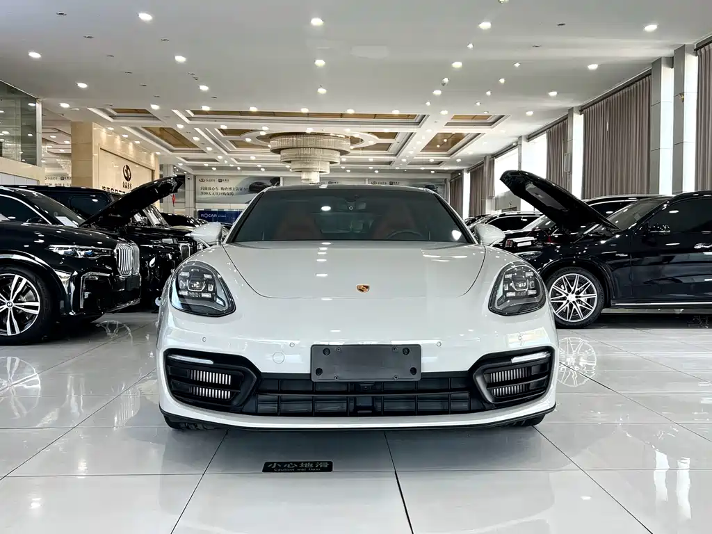 Porsche Panamera — миниатюра 3