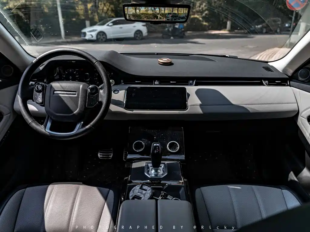 Land Rover Evoque — миниатюра 3
