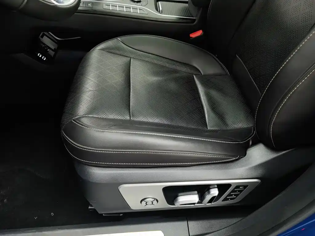 Wey Wey VV6 — миниатюра 20