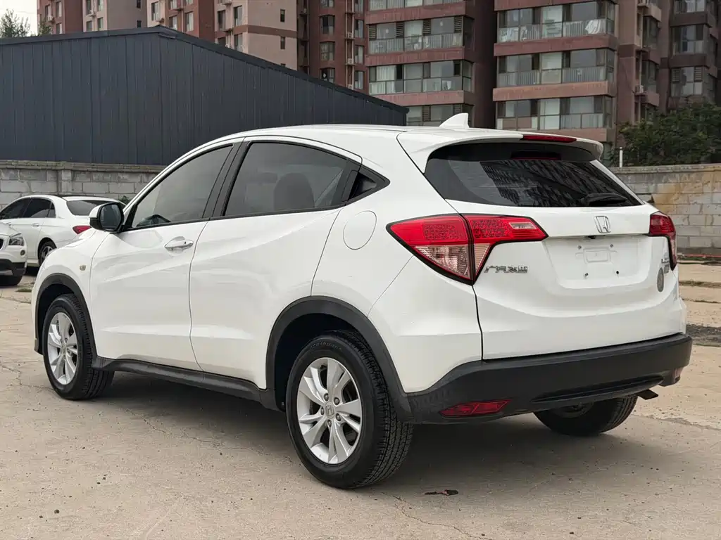 Honda Vezel — миниатюра 4