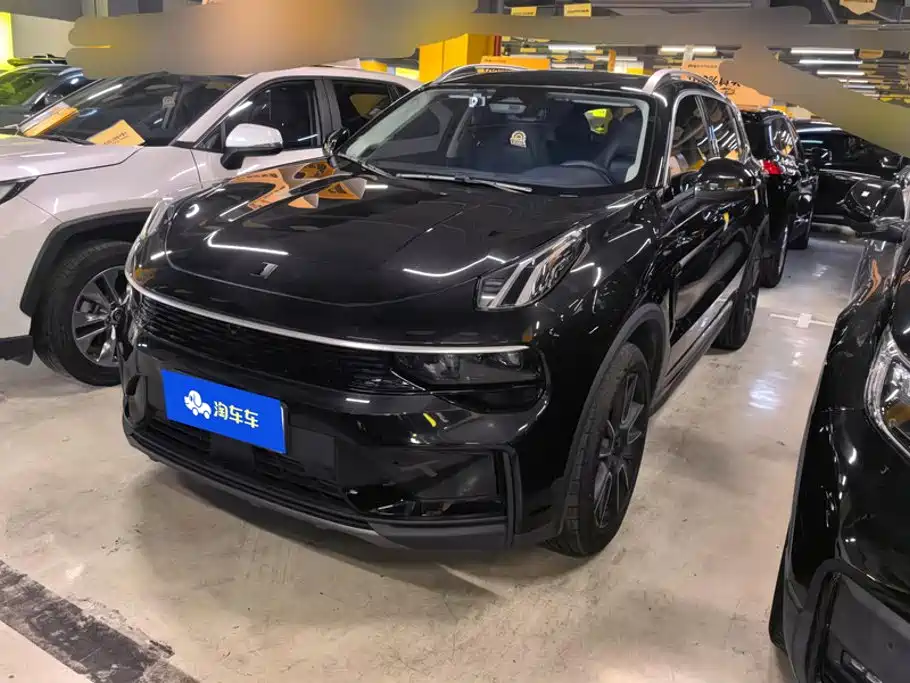 Lynk & Co 01
