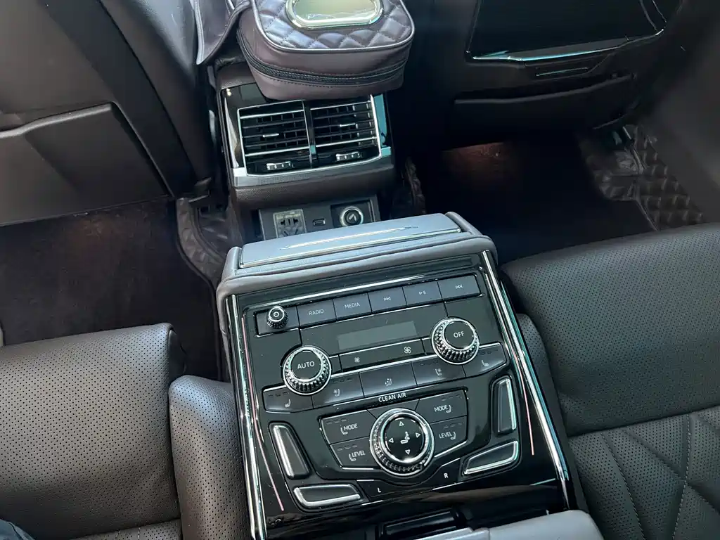 Volkswagen Phideon — миниатюра 10