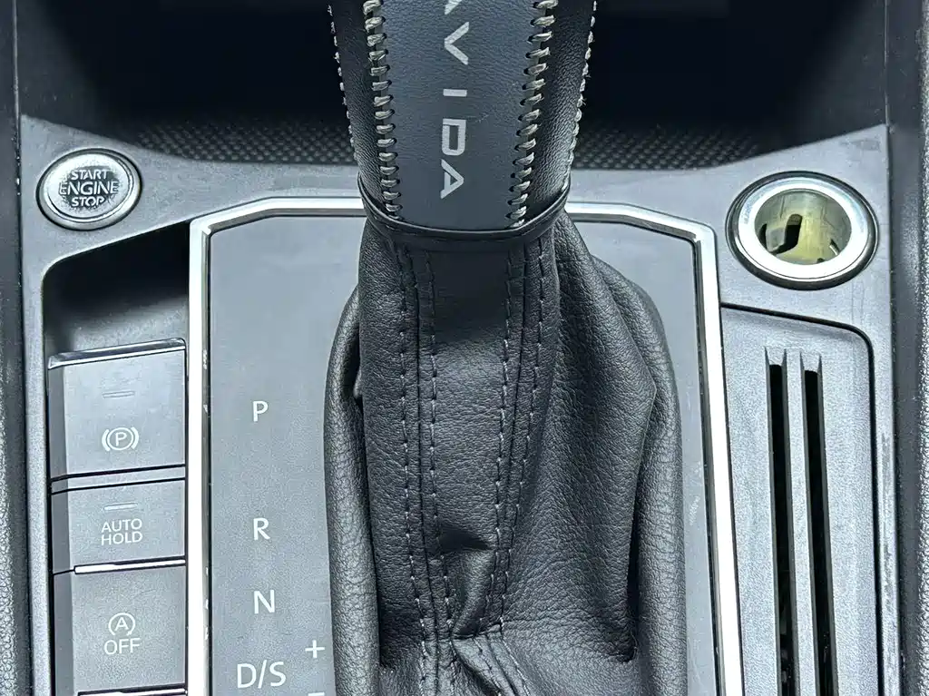 Volkswagen Lavida — миниатюра 15