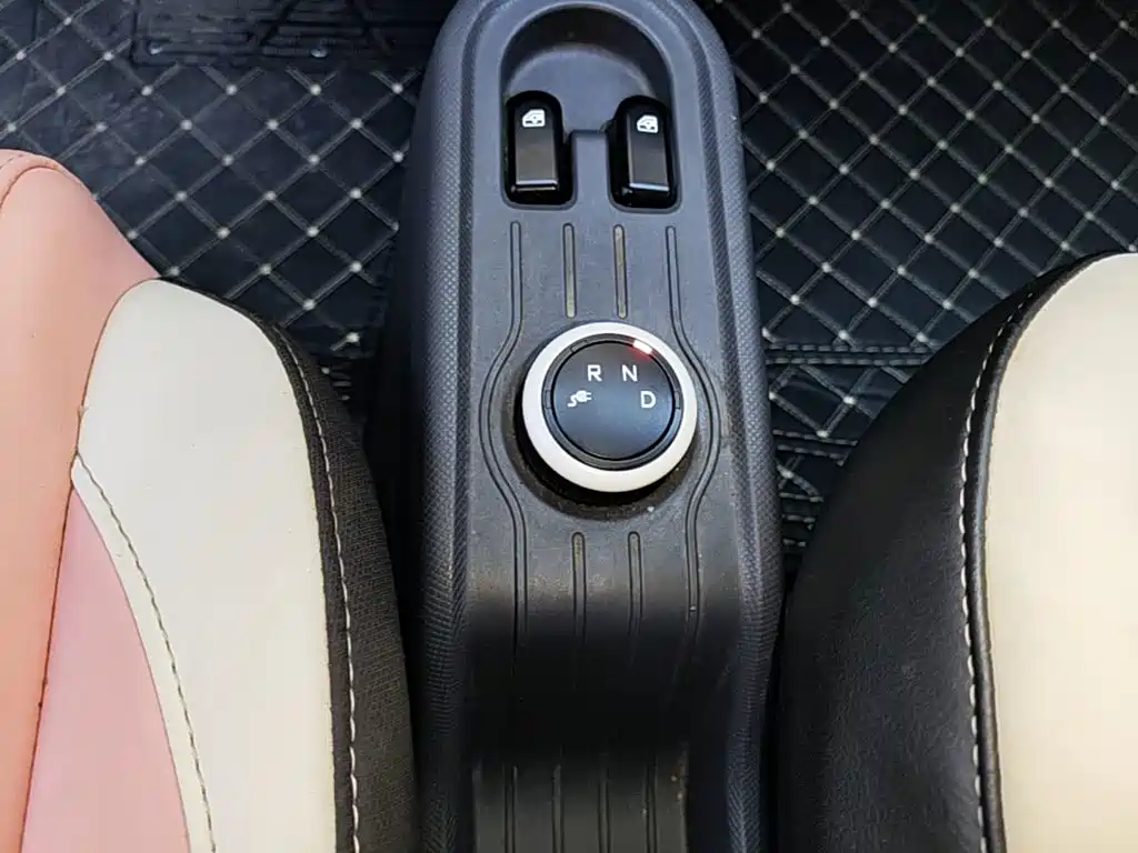 Wuling MINIEV — миниатюра 14
