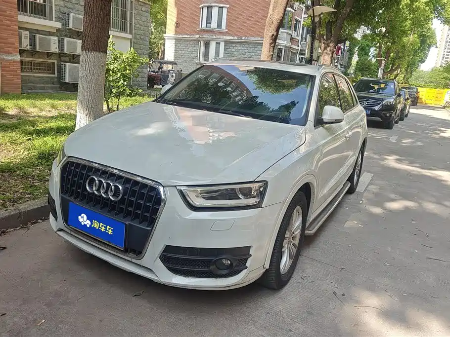 Audi Q3 2014
