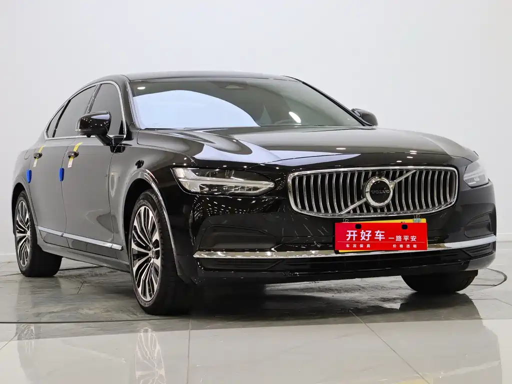 Volvo S90 2024 B5 Luxury