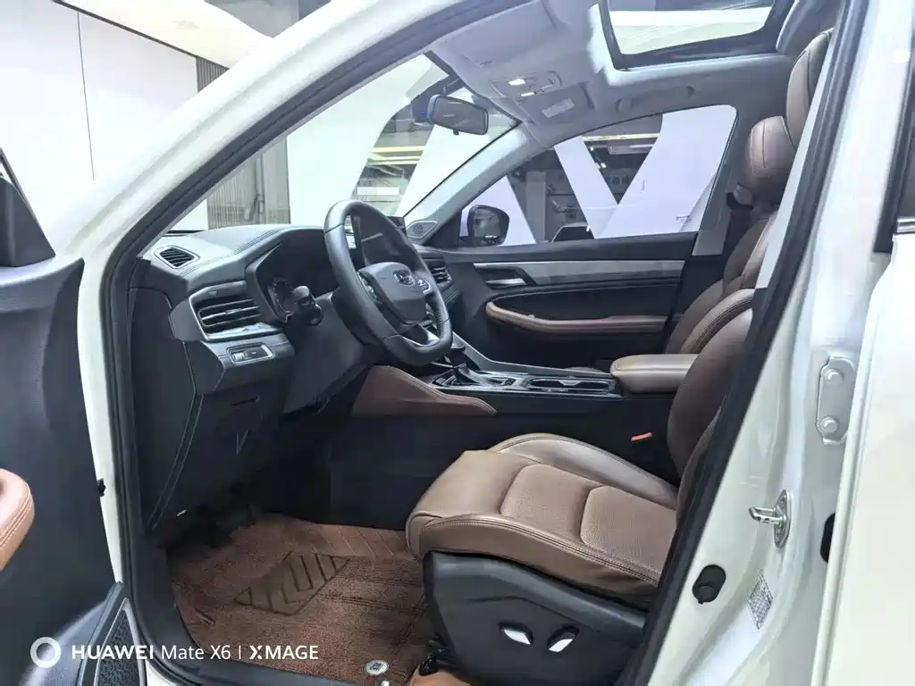 Geely Vision X6 — миниатюра 12