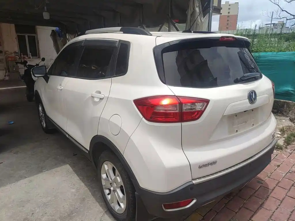 Changan CS15 — миниатюра 5
