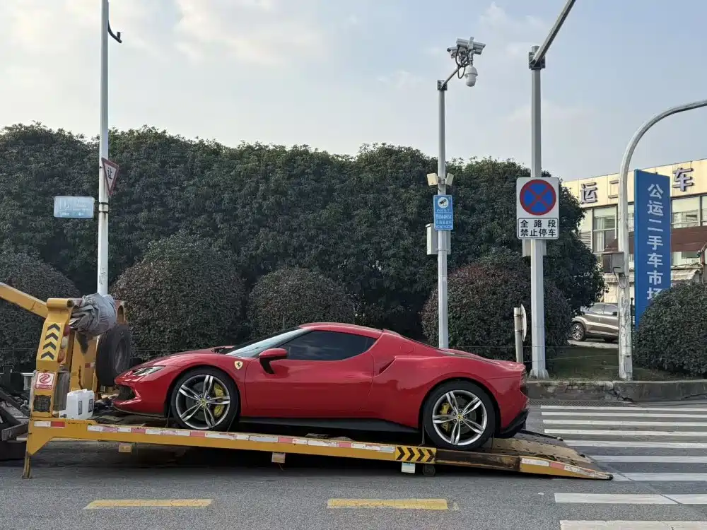 Ferrari 296 — миниатюра 6