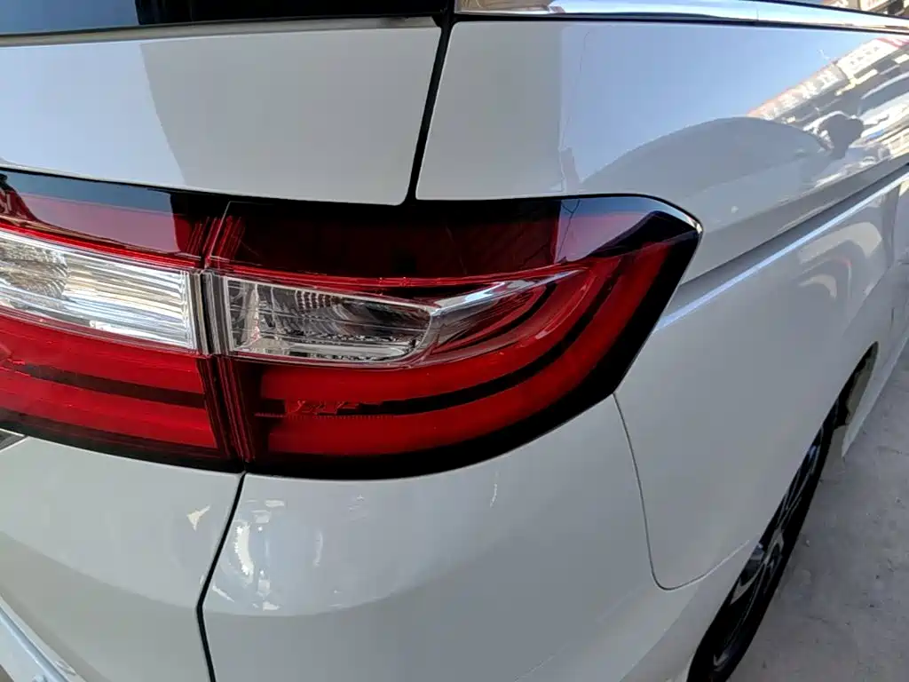 Honda Odyssey — миниатюра 8