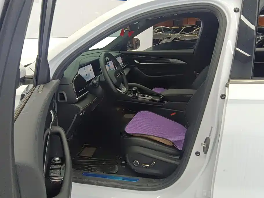 Geely Xingyue L — миниатюра 9