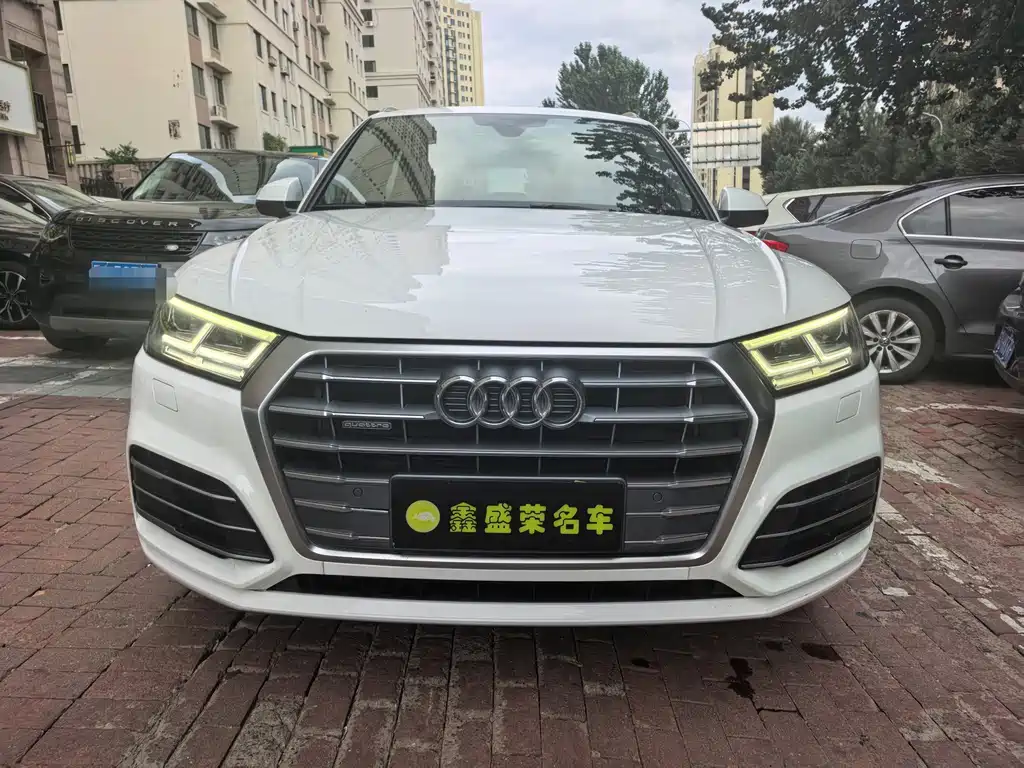 Audi Q5L — миниатюра 3