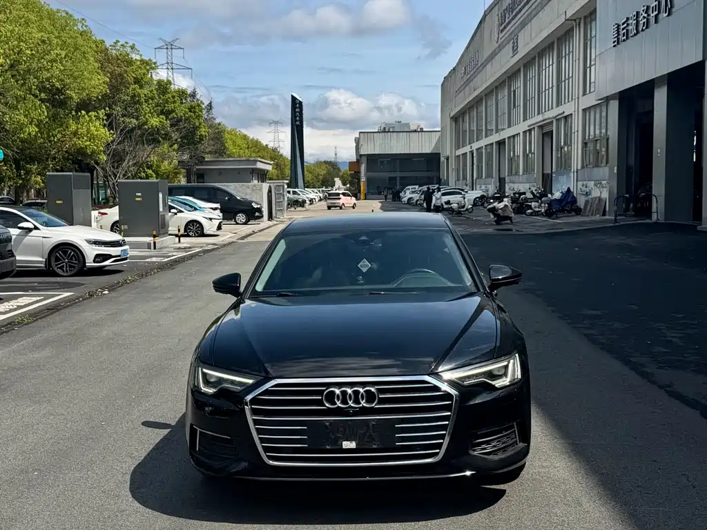 Audi A6L 2019 40 TFSI Luxury