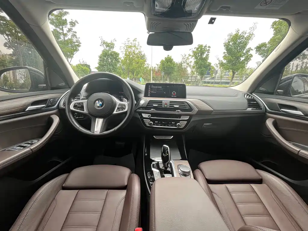 BMW X3 — миниатюра 11
