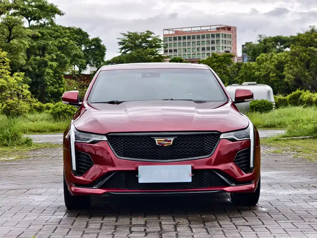 Cadillac CT4 — миниатюра 2