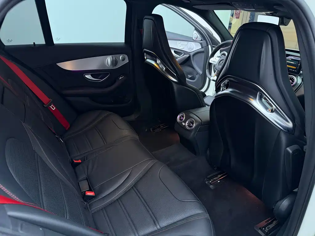 Mercedes-Benz C-Class AMG — миниатюра 13
