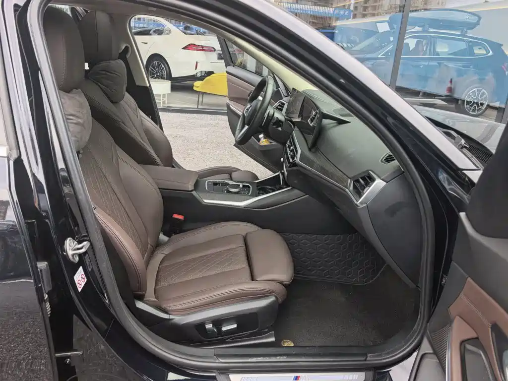 BMW 3 Series — миниатюра 4