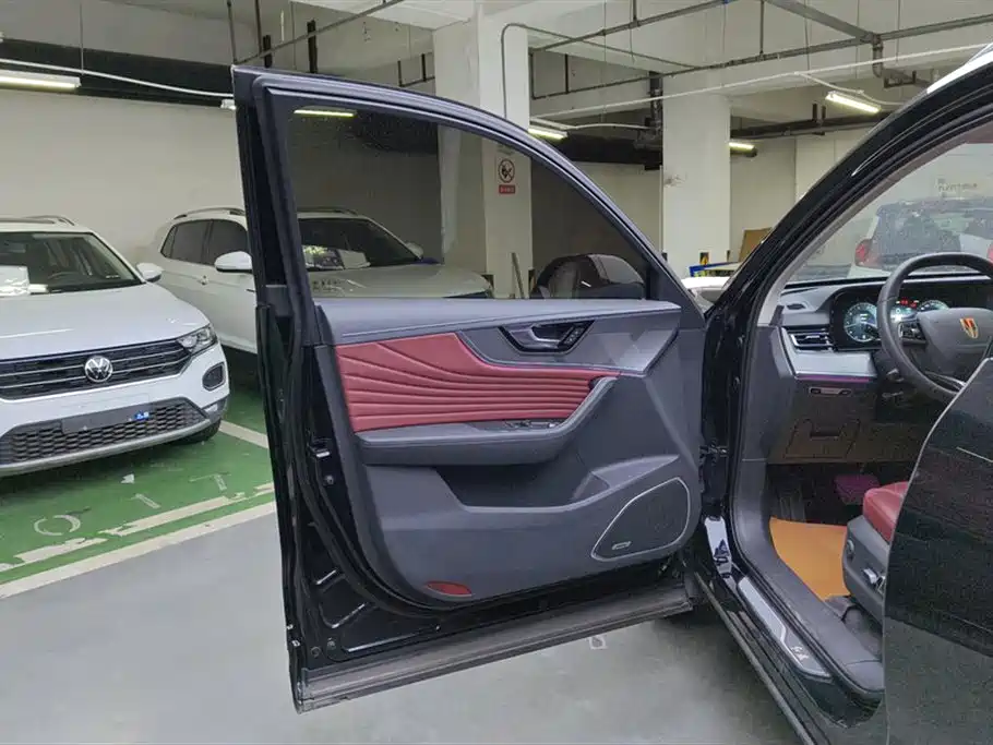 Hongqi HS5 2023 2.0T Pro
