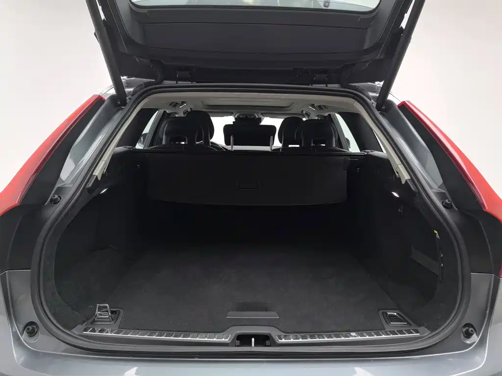 Volvo V90 — миниатюра 16