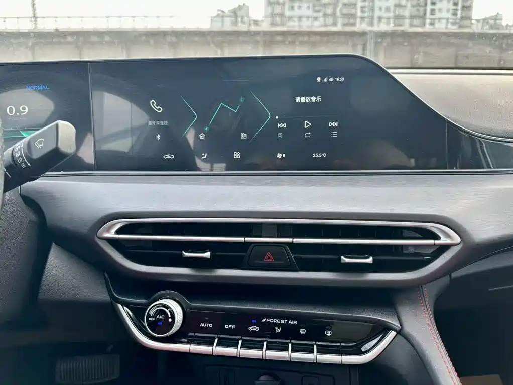 Changan Eado — миниатюра 8