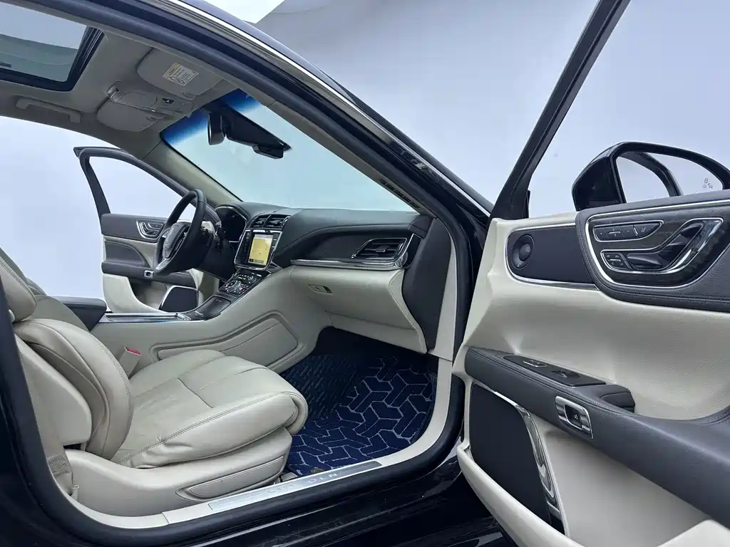 Lincoln Continental — миниатюра 21