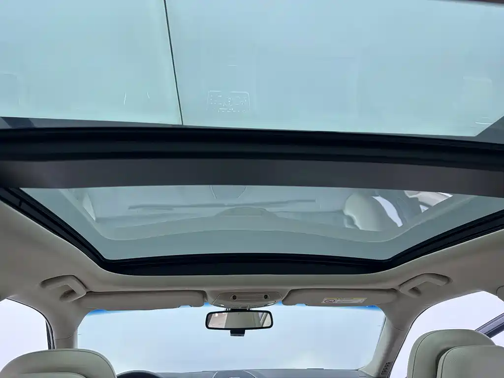Lincoln Continental — миниатюра 17