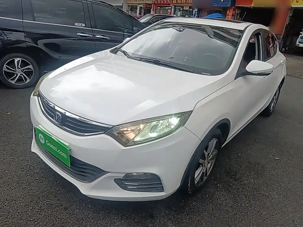 2016 Changan Eado - zdjęcie 1 z 24