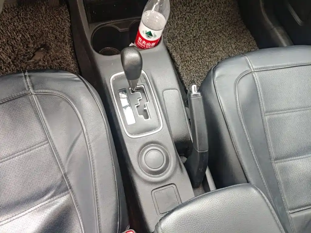 Mitsubishi Outlander — миниатюра 14