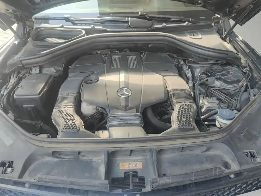 Mercedes-Benz GLE (Import) — миниатюра 10