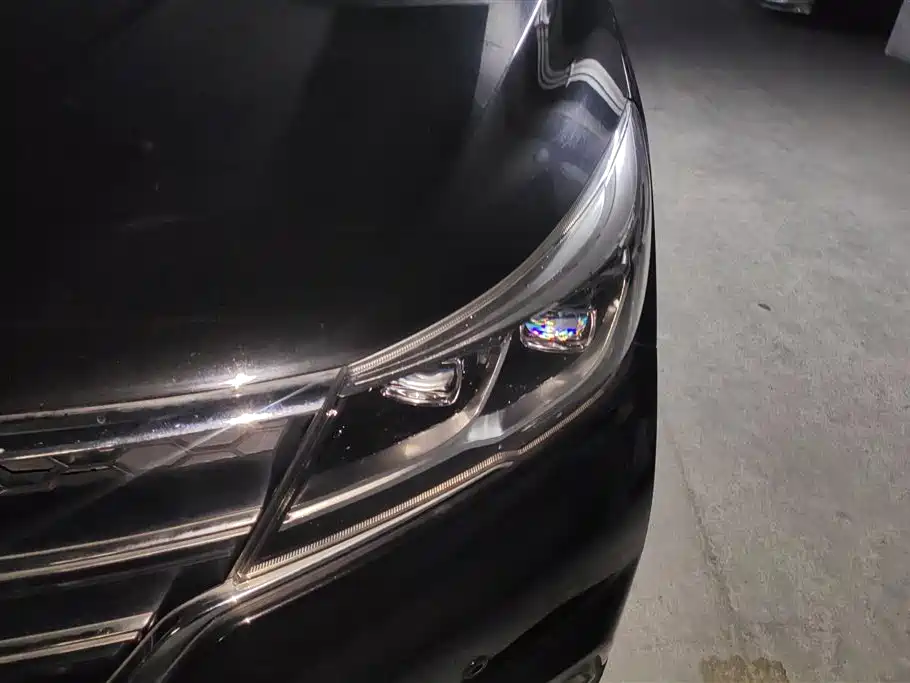 Baojun 730 2017 1.5T MT Premium 7 мест