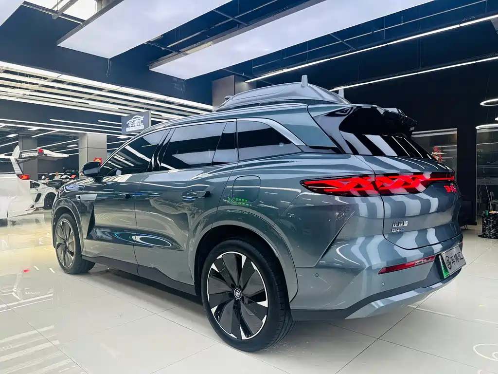 BYD Tang L - фото 4