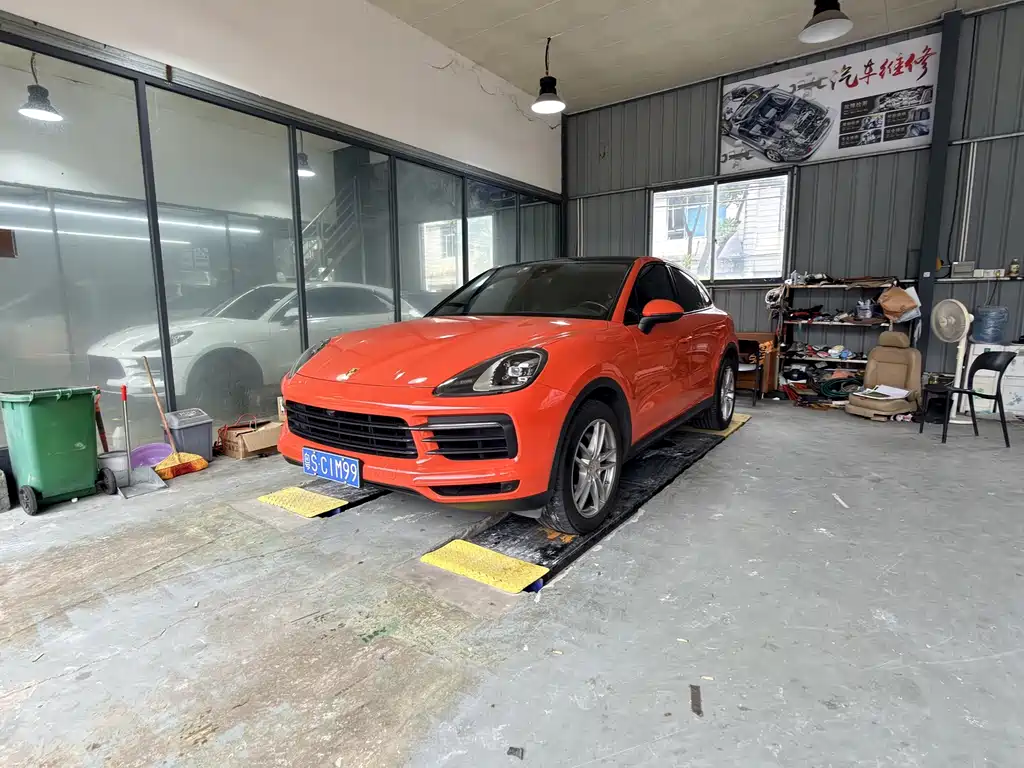 Porsche Cayenne — миниатюра 2