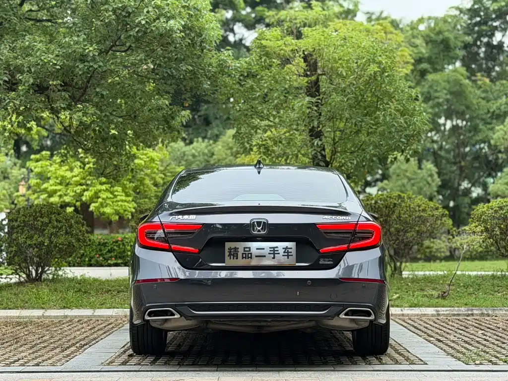 Honda Accord — миниатюра 18