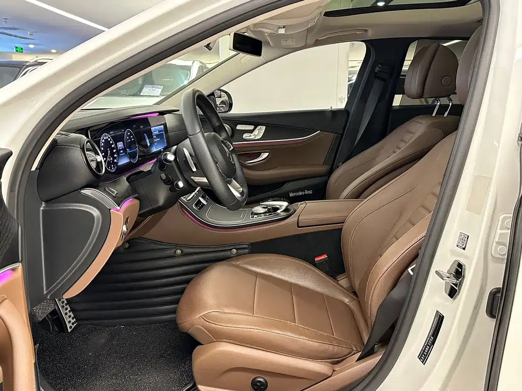 Mercedes-Benz E-Class — миниатюра 9
