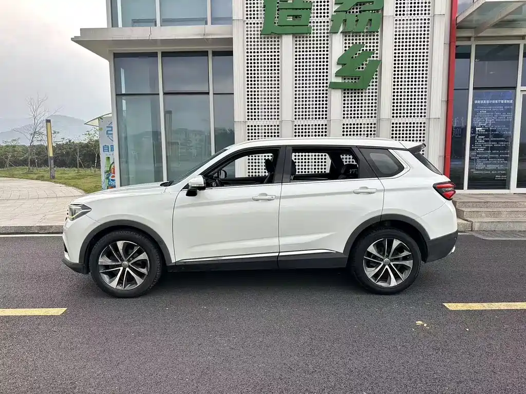 Zhonghua V7 — миниатюра 4