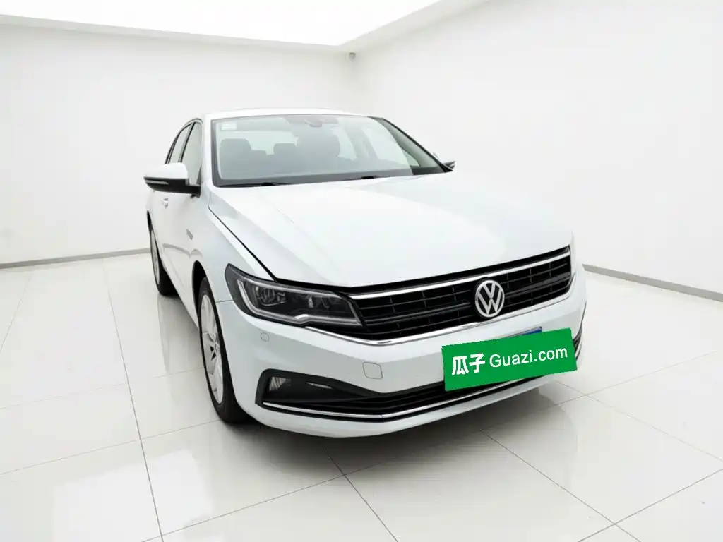 Volkswagen Bora — миниатюра 3