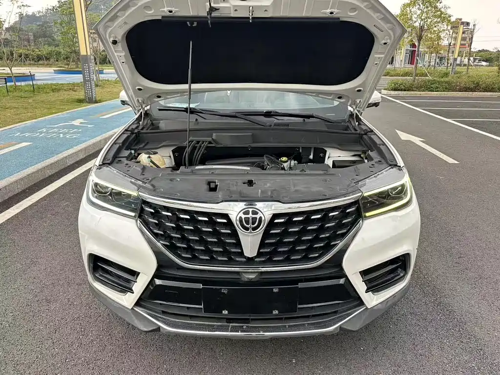 Zhonghua V7 — миниатюра 17