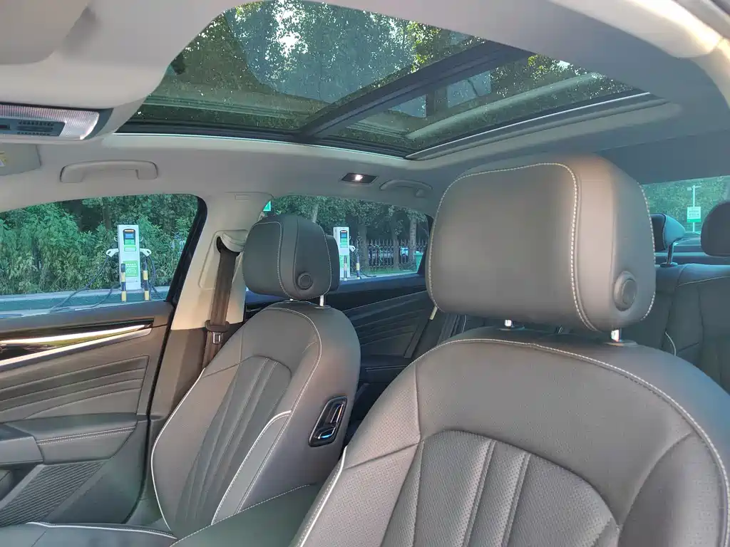 Volkswagen Passat — миниатюра 24