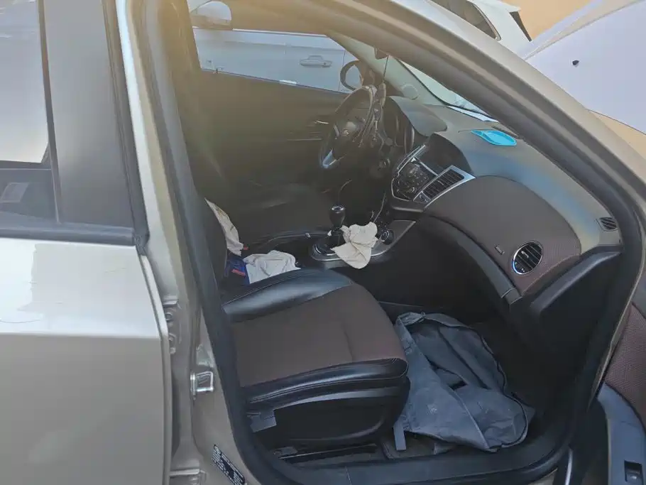 Chevrolet Cruze — миниатюра 8